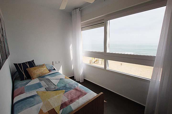 Apartamento Primera Linea Playa Centro De Guardamar Apartment กวาร์ดามาร์เดลเซกูรา ภายนอก รูปภาพ