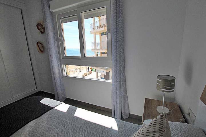 Apartamento Primera Linea Playa Centro De Guardamar Apartment กวาร์ดามาร์เดลเซกูรา ภายนอก รูปภาพ