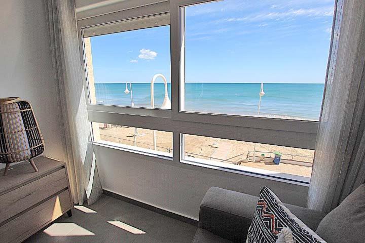 Apartamento Primera Linea Playa Centro De Guardamar Apartment กวาร์ดามาร์เดลเซกูรา ภายนอก รูปภาพ