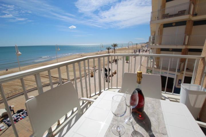 Apartamento Primera Linea Playa Centro De Guardamar Apartment กวาร์ดามาร์เดลเซกูรา ภายนอก รูปภาพ